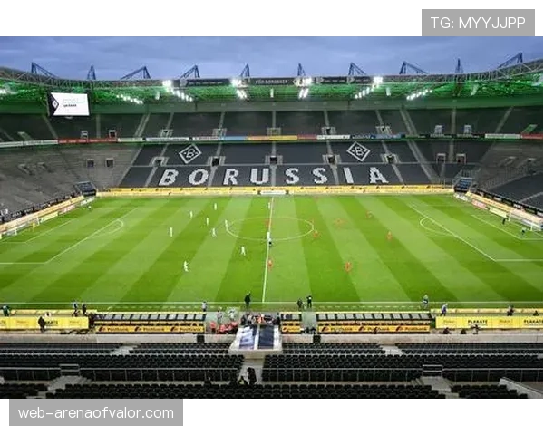 德甲联盟与德国足协联合声明，将试行增加比赛日饮水暂停次数